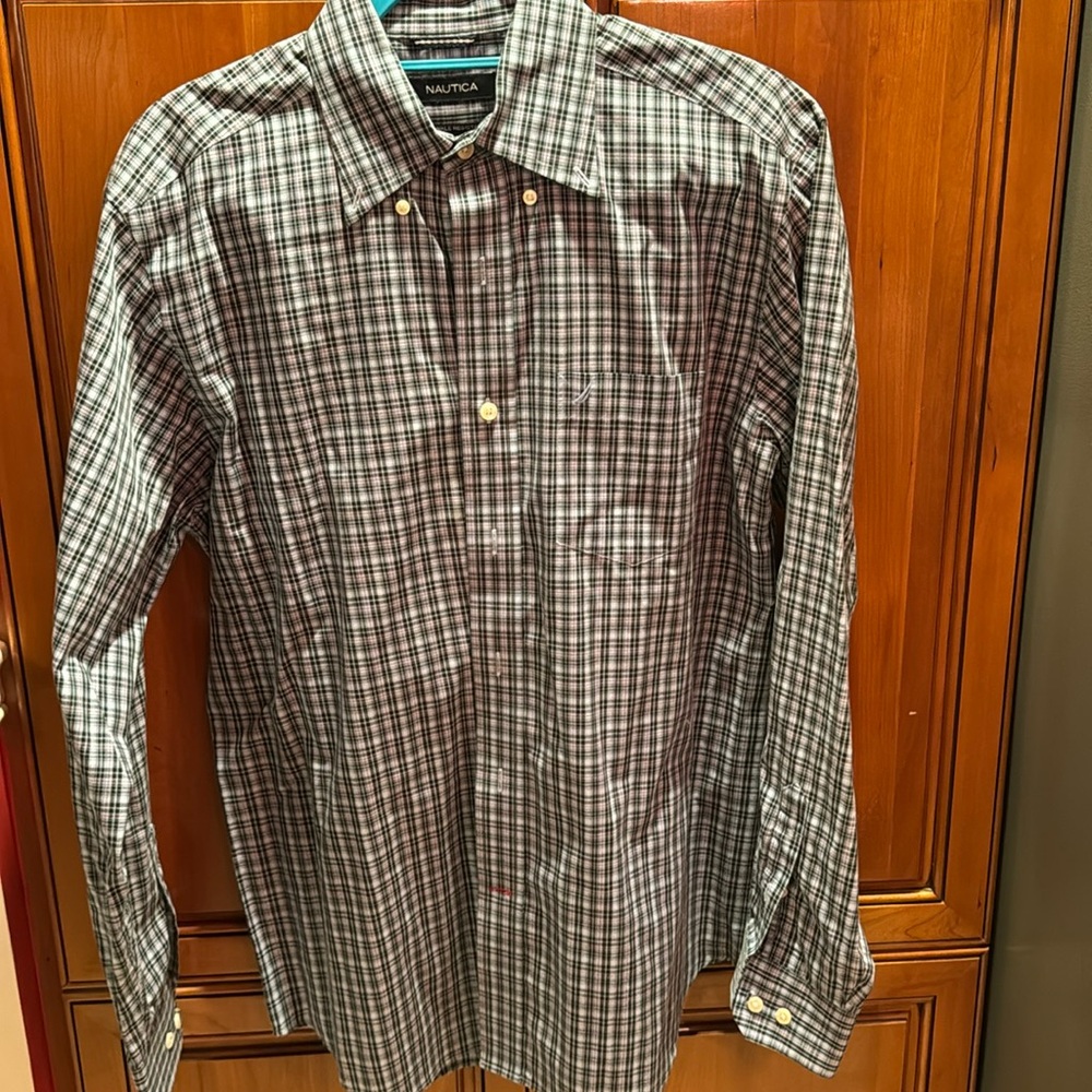Men's Nautica medium button down plaid dress shirt